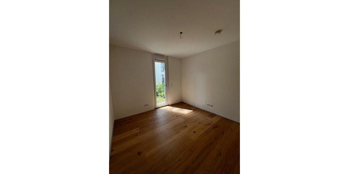 Erdgeschoßwohnung Schweinfurt Bellevue - 4 Zimmer, 103 m&sup2;, 1.395&euro; | Angebot:26661519