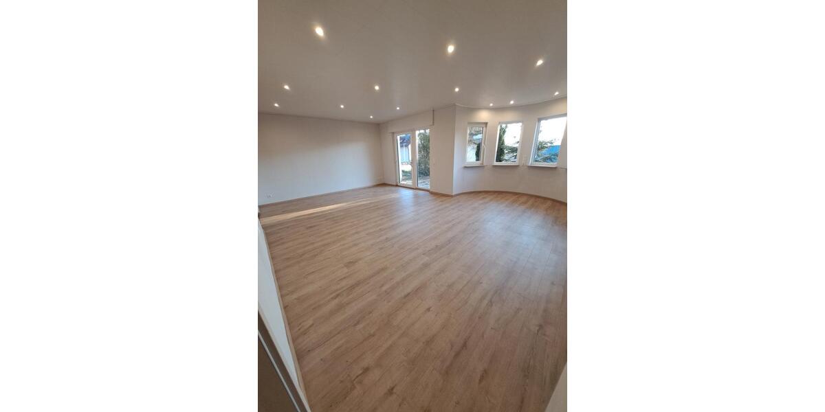 Etagenwohnung Bad Bocklet - 3.5 Zimmer, 110 m&sup2;, 890&euro; | Angebot:26041394