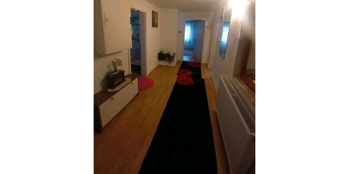 Einfamilienhaus Gädheim - 7.5 Zimmer, 150 m&sup2;, 173.000&euro; | Angebot:26942042