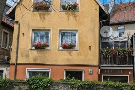 Haus Dettelbach - 6 Zimmer, 75 m&sup2;, 229.000&euro; | Angebot:24398595