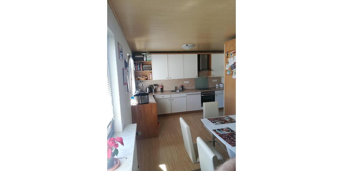 Etagenwohnung Bad Kissingen - 3 Zimmer, 95 m&sup2;, 680&euro; | Angebot:25224607