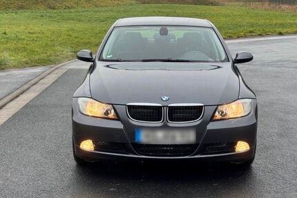 BMW 318 168.320 km 4.590 &euro; Bad Kissingen 97688
