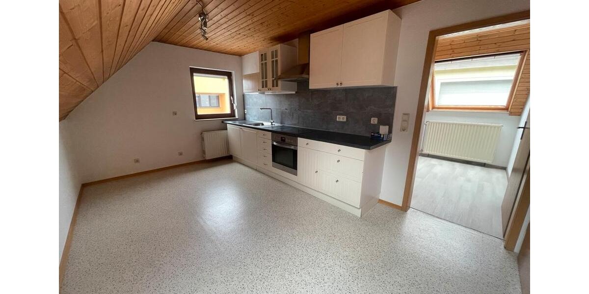 Dachgeschoßwohnung Wiesentheid - 2.5 Zimmer, 42 m&sup2;, 475&euro; | Angebot:25634196