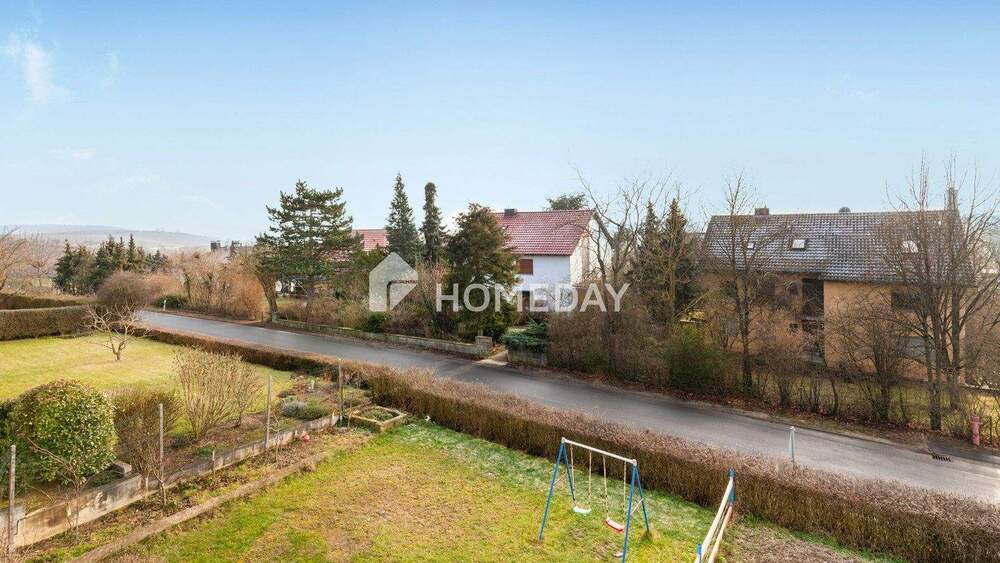 Einfamilienhaus Volkach Gaibach - 7 Zimmer, 230 m&sup2;, 350.000&euro; | Angebot:25689191