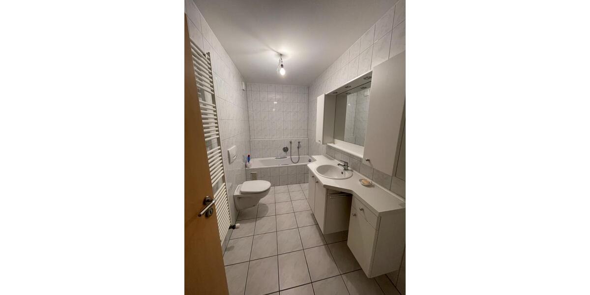 Etagenwohnung Werneck - 1.5 Zimmer, 40 m&sup2;, 450&euro; | Angebot:25250979