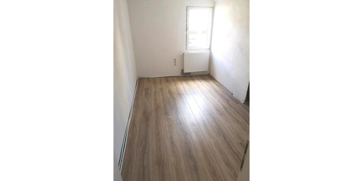 Bauernhaus, Landhaus Schweinfurt Gartenstadt - 7 Zimmer, 200 m&sup2;, 250.000&euro; | Angebot:26059001