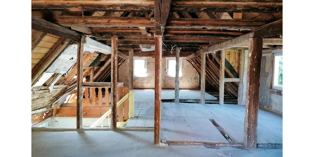 Einfamilienhaus Hofheim in Unterfranken - 3 Zimmer, 125 m&sup2;, 60.000&euro; | Angebot:26051317