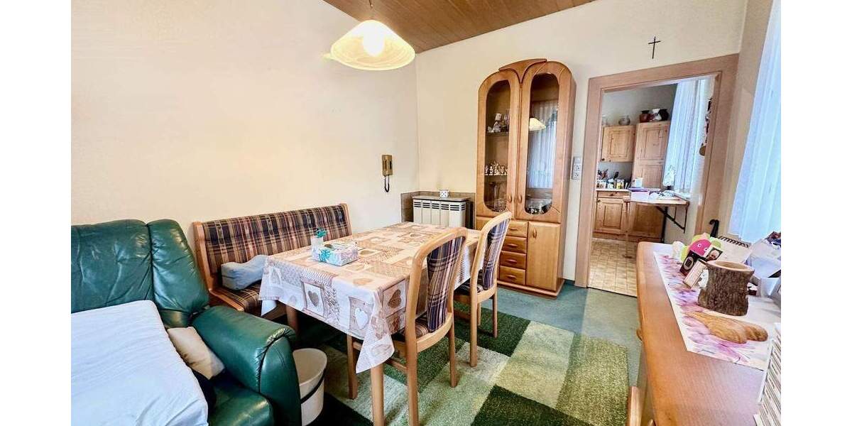 Einfamilienhaus Werneck - 4 Zimmer, 104 m&sup2;, 159.000&euro; | Angebot:25698503