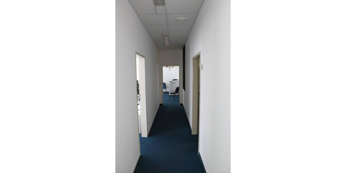 Gewerbeobjekt Schweinfurt Schweinfurt-Süd - 4 Zimmer, 179 m&sup2;, 1.500&euro; | Angebot:25771346