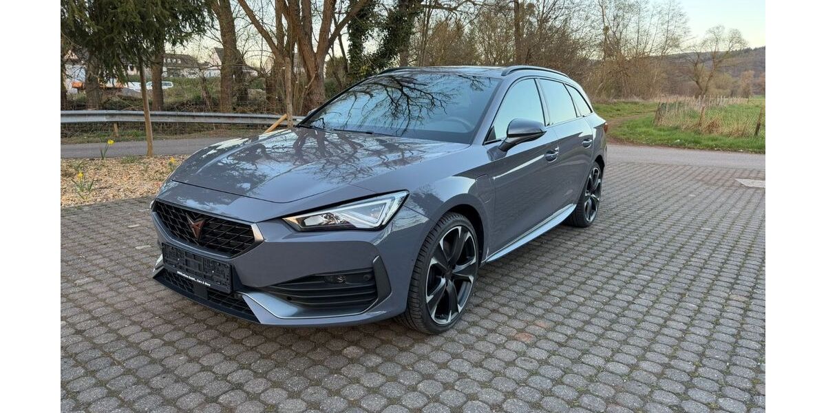Cupra Leon 84.000 km 21.900 &euro; Großbardorf 97633