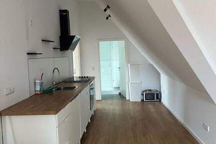 Wohnung Volkach Astheim - 2 Zimmer, 82 m&sup2;, 700&euro; | Angebot:25673734