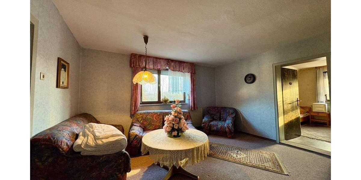 Einfamilienhaus Oberthulba Frankenbrunn - 6 Zimmer, 137 m&sup2;, 135.000&euro; | Angebot:25687227