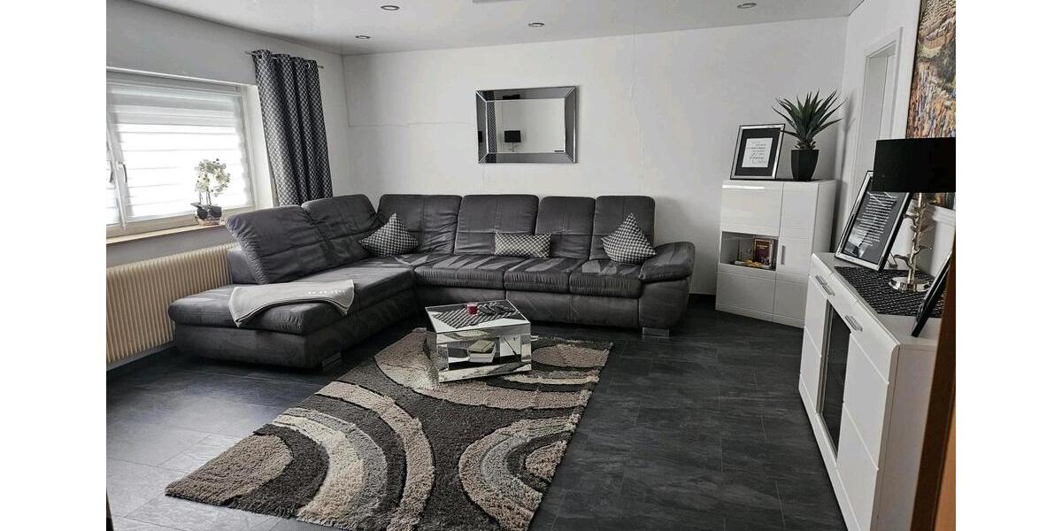 Reihenhaus Hofheim in Unterfranken - 5 Zimmer, 183 m&sup2;, 245.000&euro; | Angebot:25161833