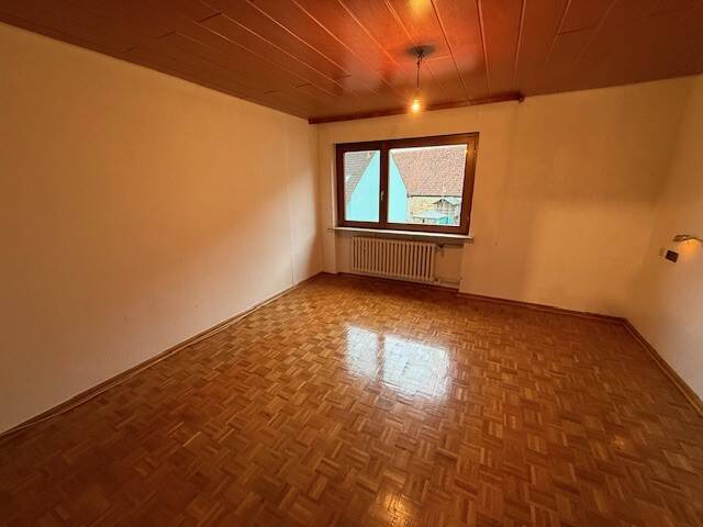 Einfamilienhaus Volkach Eichfeld - 6 Zimmer, 160 m&sup2;, 1.450&euro; | Angebot:26273088