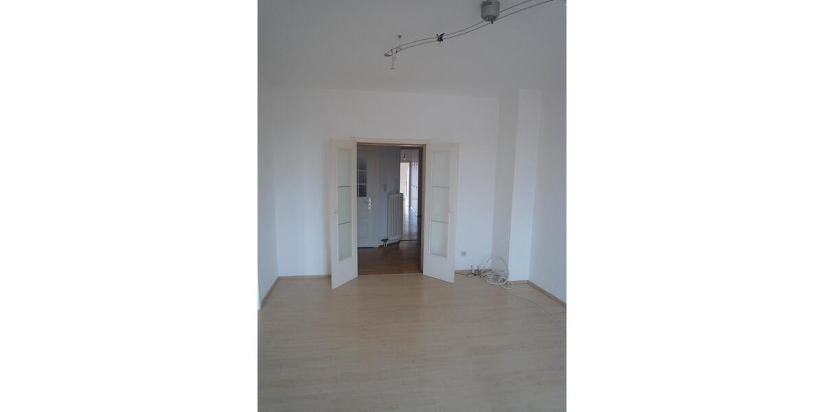 Etagenwohnung Schweinfurt Gartenstadt - 2 Zimmer, 68 m&sup2;, 160.000&euro; | Angebot:25995711