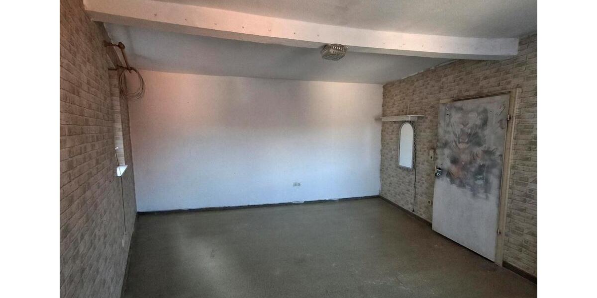 Einfamilienhaus Maßbach - 3 Zimmer, 99 m&sup2;, 135.000&euro; | Angebot:25554166