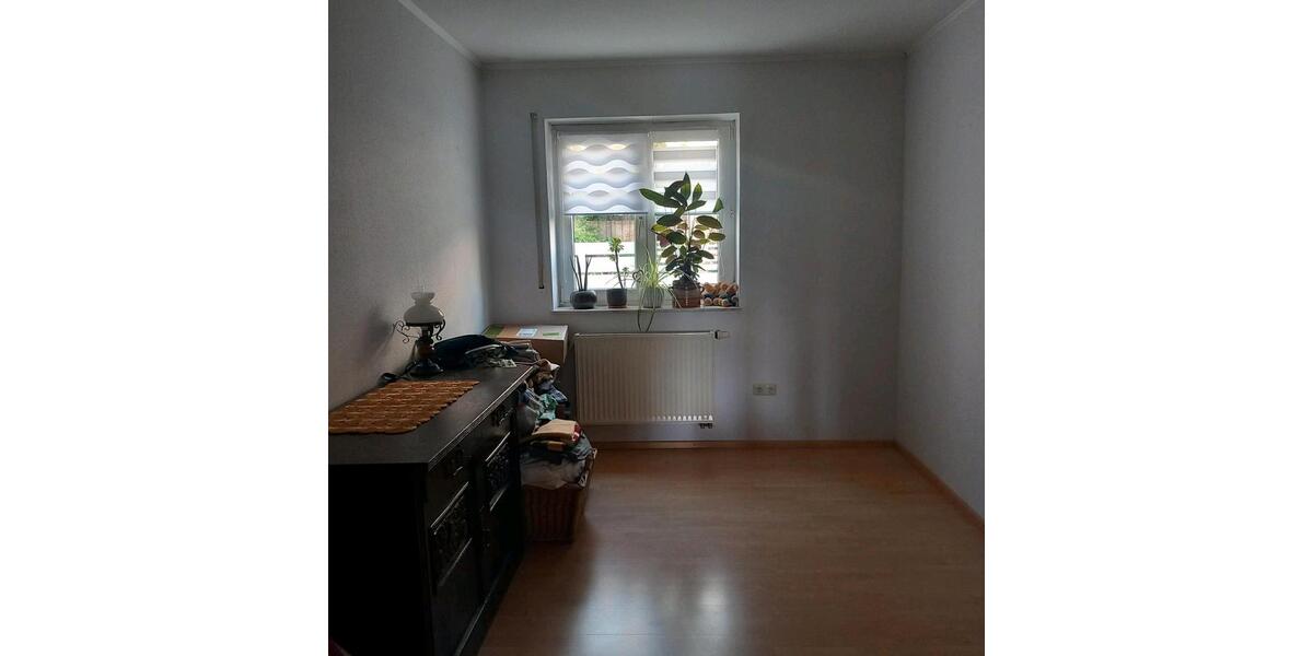 Etagenwohnung Arnstein - 3 Zimmer, 85 m&sup2;, 710&euro; | Angebot:26047313