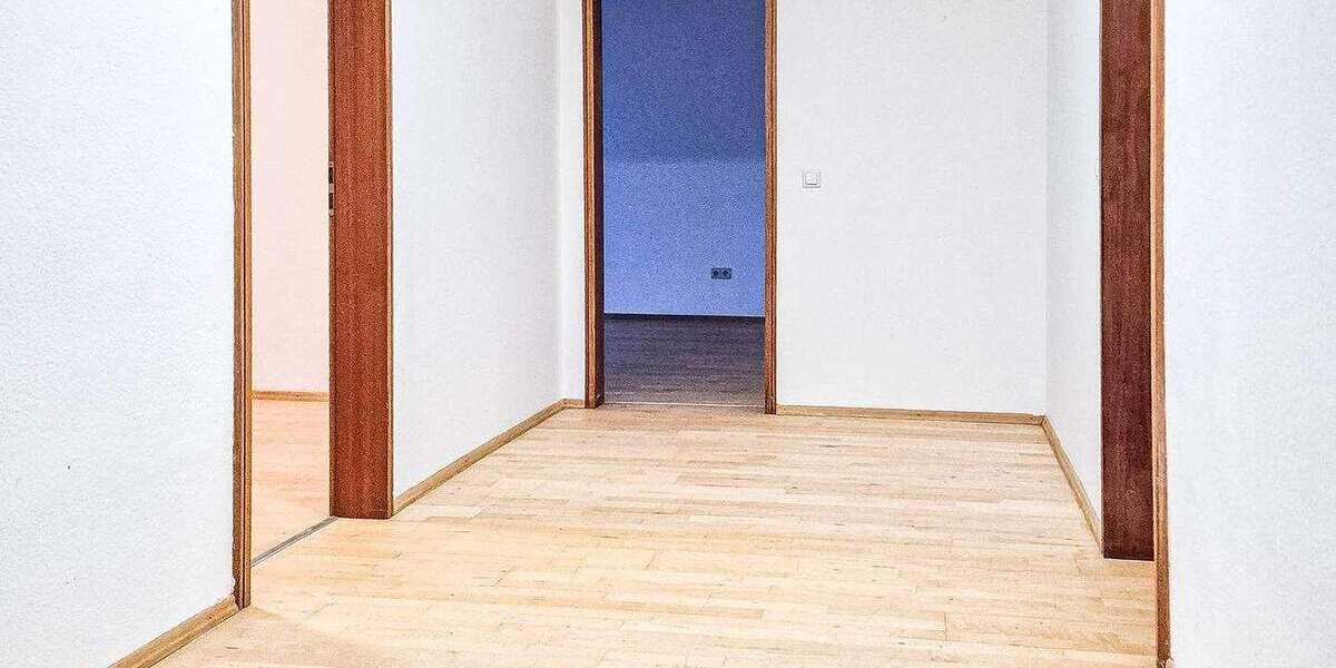 Etagenwohnung Volkach - 3 Zimmer, 106 m&sup2;, 1.000&euro; | Angebot:25821449