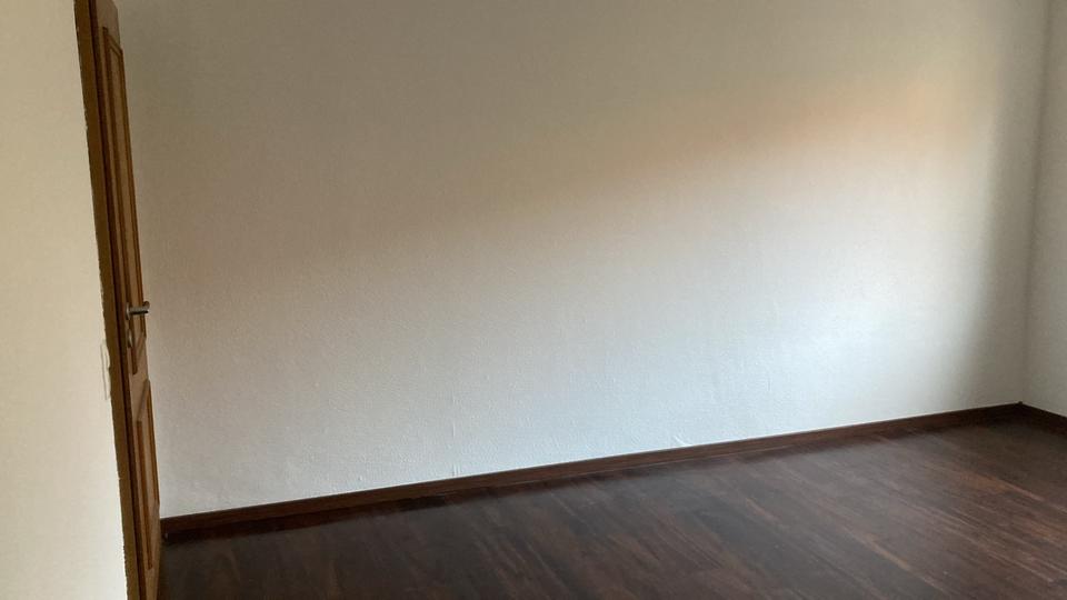 Erdgeschoßwohnung Sulzfeld - 4 Zimmer, 120 m&sup2;, 950&euro; | Angebot:25229438