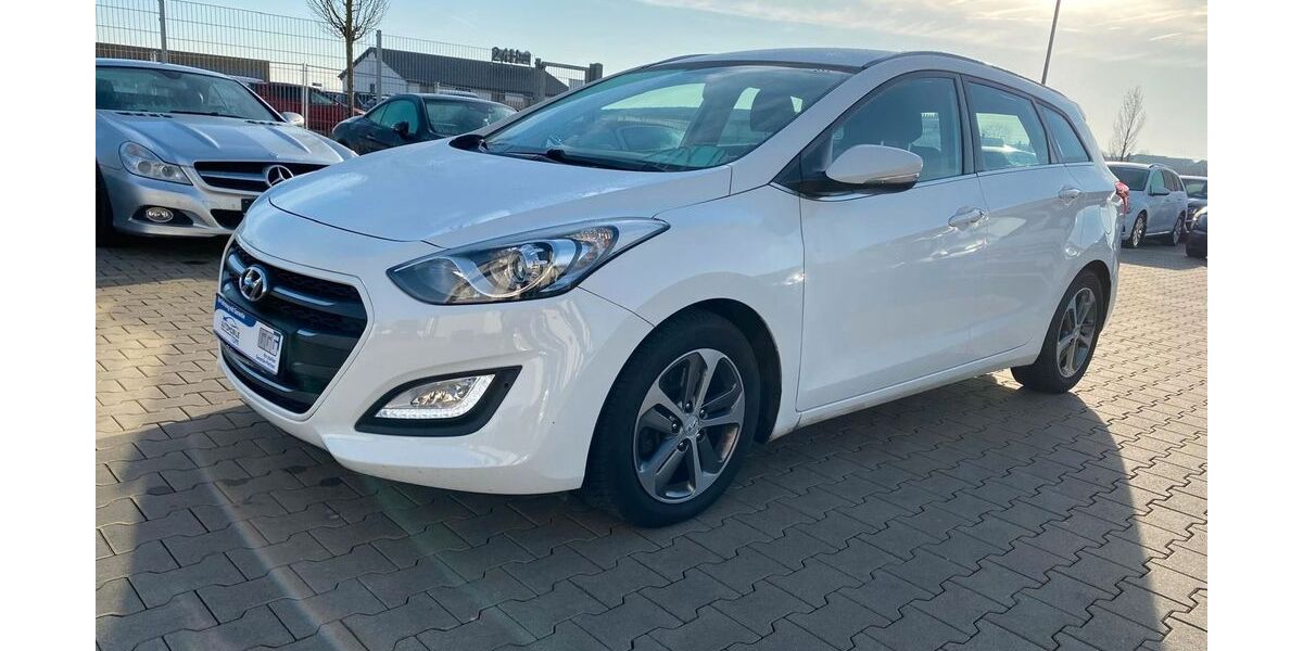 Hyundai i30 110.773 km 10.500 &euro; Bergtheim 97241