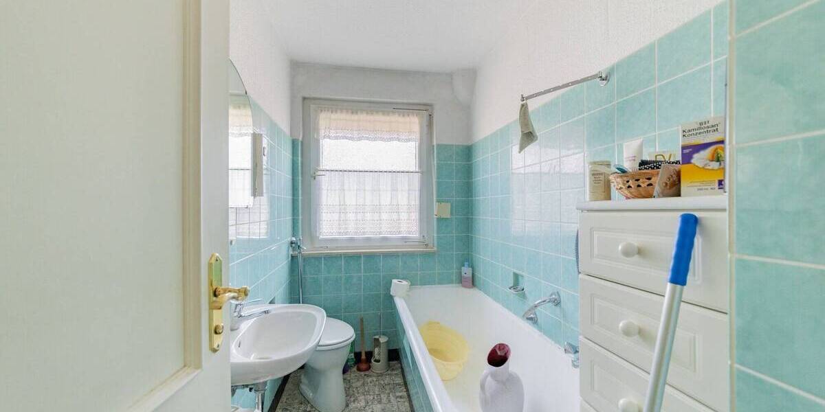 Reihenmittelhaus Sennfeld - 4 Zimmer, 115 m&sup2;, 279.990&euro; | Angebot:25768699