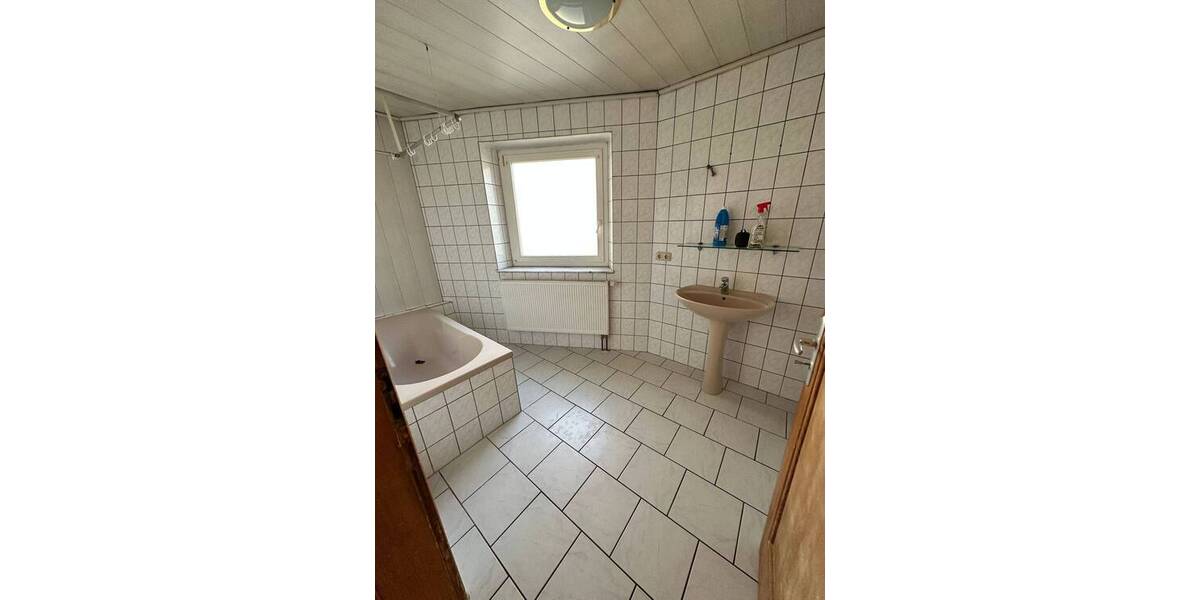 Mehrfamilienhaus, Wohnhaus Gerolzhofen Rügshofen - 9 Zimmer, 219 m&sup2;, 349.000&euro; | Angebot:26092644