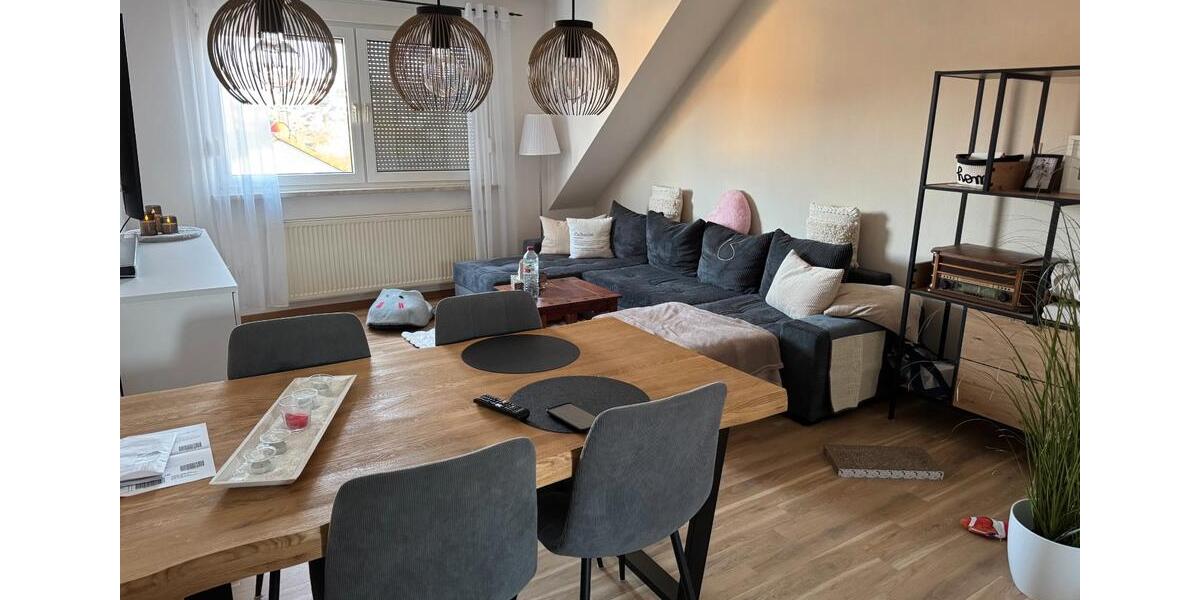 Dachgeschoßwohnung Nüdlingen - 3 Zimmer, 54 m&sup2;, 310&euro; | Angebot:25872187