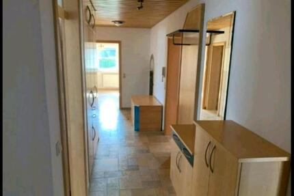 Wohnung Grettstadt - 4.5 Zimmer, 121 m&sup2;, 1.500&euro; | Angebot:25977250