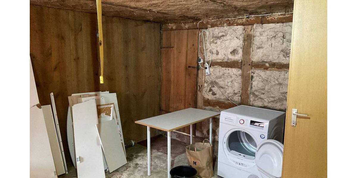 Mehrfamilienhaus, Wohnhaus Bundorf - 9 Zimmer, 200 m&sup2;, 149.000&euro; | Angebot:25733248