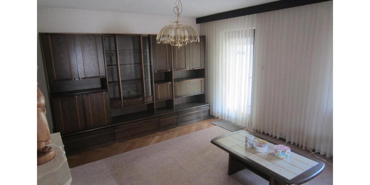 Einfamilienhaus Schweinfurt Gartenstadt - 8 Zimmer, 140 m&sup2;, 399.000&euro; | Angebot:24876776