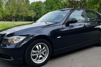BMW 318 243.700 km 4.950 &euro; Üchtelhausen 97532