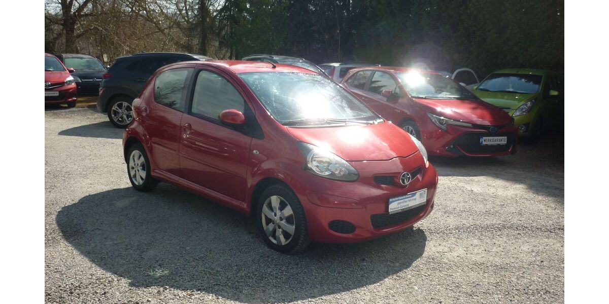 Toyota Aygo (X) 121.300 km 2.850 &euro; Estenfeld bei Würzburg 97230