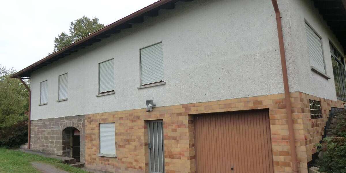 Einfamilienhaus Stadtlauringen - 5.5 Zimmer, 155 m&sup2;, 295.000&euro; | Angebot:24637818