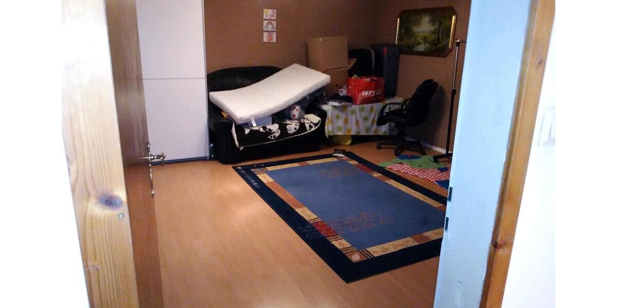 Einfamilienhaus Haßfurt - 7.5 Zimmer, 150 m&sup2;, 185.000&euro; | Angebot:25382998