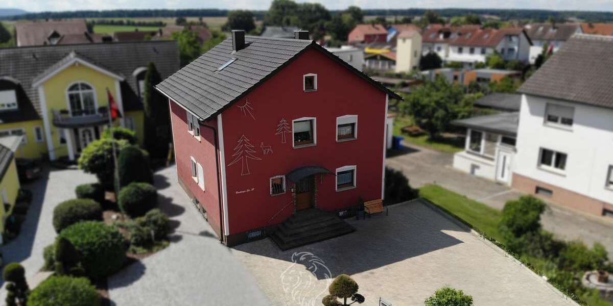 Einfamilienhaus Schwarzach am Main - 7 Zimmer, 182 m&sup2;, 387.000&euro; | Angebot:25498233