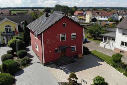 Haus Schwarzach am Main - 7 Zimmer, 182 m&sup2;, 387.000&euro; | Angebot:25498233