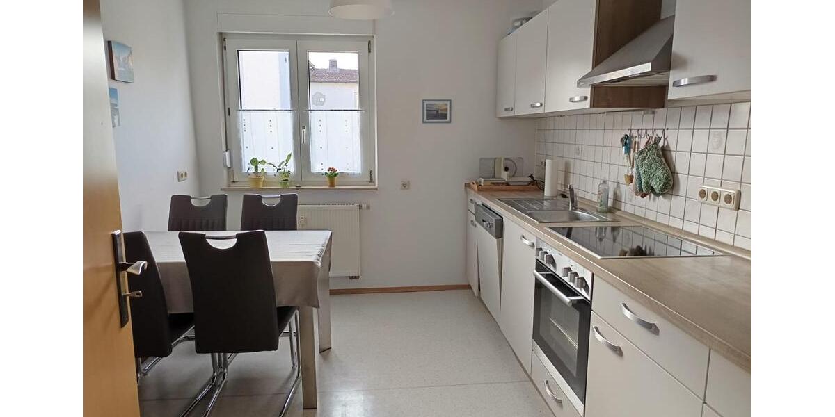 Hochparterre Hofheim in Unterfranken - 3 Zimmer, 65 m&sup2;, 600&euro; | Angebot:25382347