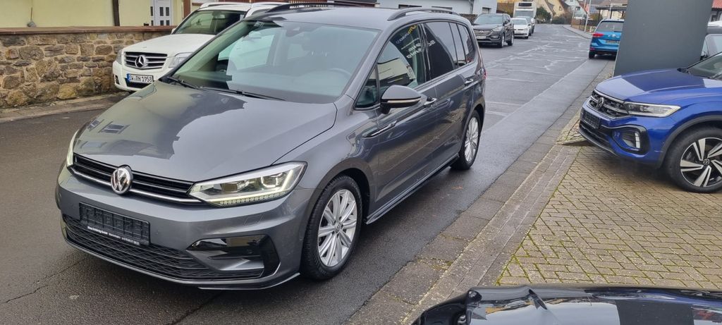 VW Touran 70.000 km 29.990 &euro; Stammheim 97509