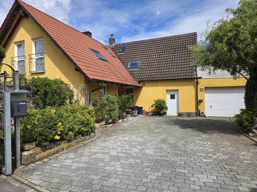 Einfamilienhaus mit Garten und Doppelgarage in 97539 Wonfurt (ID 10681) - Einfamilienhaus Wonfurt Wonfurt | Angebot:26656095