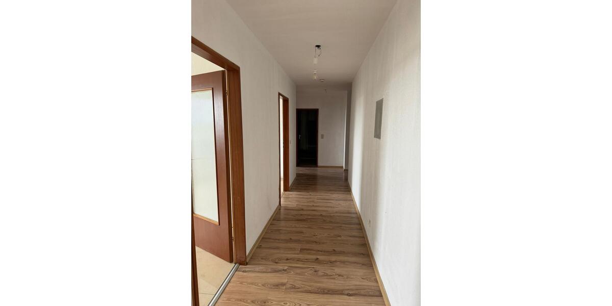 Etagenwohnung Schweinfurt Bellevue - 3 Zimmer, 82 m&sup2;, 165.000&euro; | Angebot:25163770