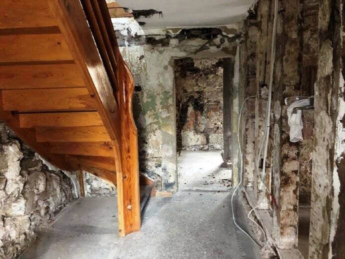 Einfamilienhaus Königsberg in Bayern Köslau - 1 Zimmer, 300 m&sup2;, 155.000&euro; | Angebot:25729002