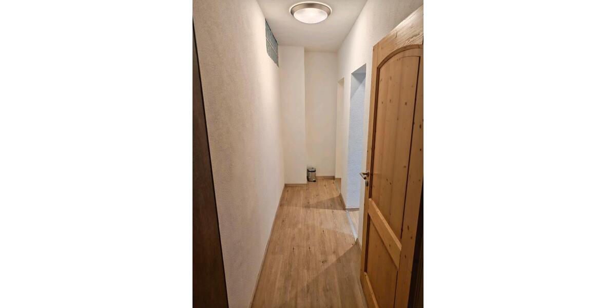 Mehrfamilienhaus, Wohnhaus Bundorf - 9 Zimmer, 250 m&sup2;, 250.000&euro; | Angebot:25891847