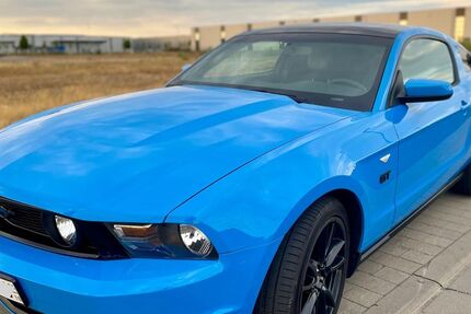 Ford Mustang 92.500 km 21.900 &euro; Schweinfurt 97421