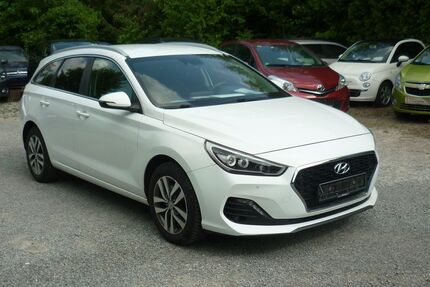 Hyundai i30 47.500 km 16.990 &euro; Estenfeld bei Würzburg 97230