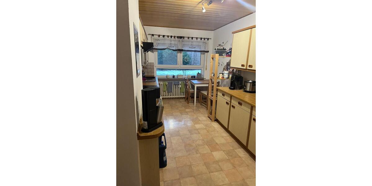 Etagenwohnung Estenfeld - 3 Zimmer, 105 m&sup2;, 1.090&euro; | Angebot:26020832