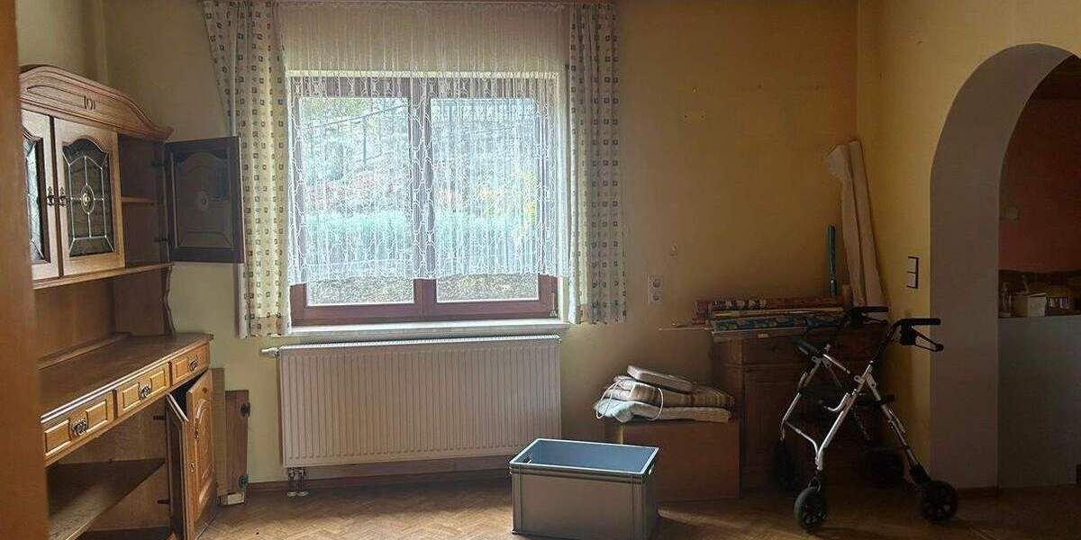Einfamilienhaus Haßfurt Sylbach - 6 Zimmer, 120 m&sup2;, 219.000&euro; | Angebot:25729013