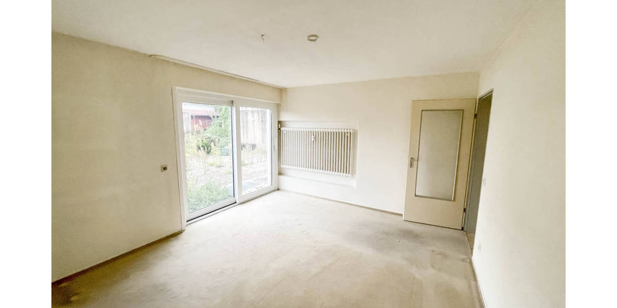 Mehrfamilienhaus, Wohnhaus Estenfeld - 575.000&euro; | Angebot:25772141