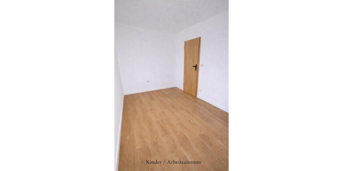 Etagenwohnung Niederwerrn - 3 Zimmer, 80 m&sup2;, 800&euro; | Angebot:25303508