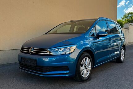 VW Touran 89.900 km 22.900 &euro; Schweinfurt 97424