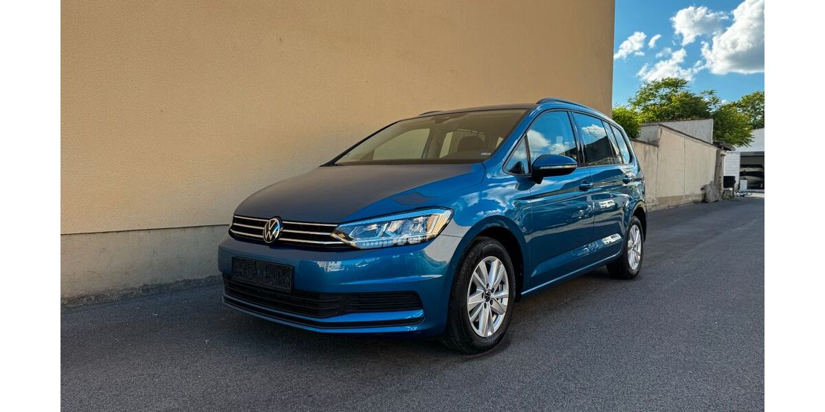 VW Touran 89.900 km 22.900 &euro; Schweinfurt 97424
